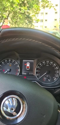 Skoda Octavia cena 33500 przebieg: 213000, rok produkcji 2015 z Gliwice małe 211